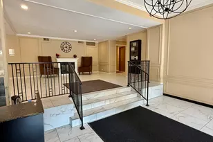 2909 N Sheridan Rd, Chicago, IL 60657 - Photo 5