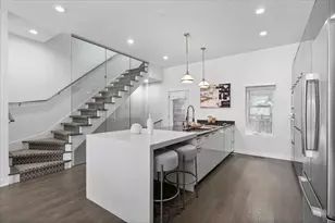 1339 W Ancona St, Chicago, IL 60642 - Photo 13