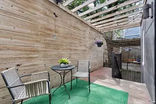 1339 W Ancona St, Chicago, IL 60642 - Photo 15