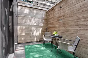 1339 W Ancona St, Chicago, IL 60642 - Photo 15