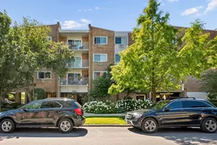 203 N Kenilworth Ave, Oak Park, IL 60302 - Photo 17