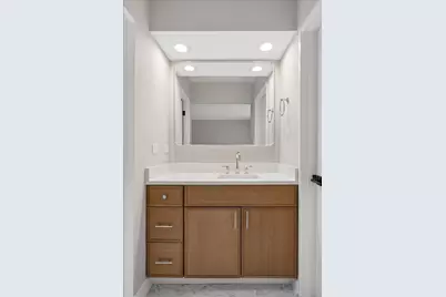 203 N Kenilworth Avenue #2P, Oak Park, IL 60302 - Photo 11