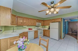 9420 S Melvina Ave, Oak Lawn, IL 60453 - Photo 11