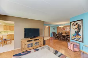 9420 S Melvina Ave, Oak Lawn, IL 60453 - Photo 9