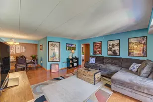 9420 S Melvina Ave, Oak Lawn, IL 60453 - Photo 7