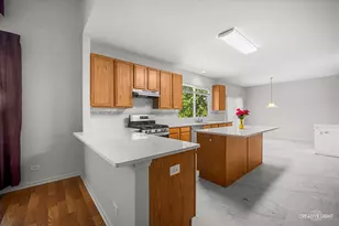 750 Majestic Dr, Algonquin, IL 60102 - Photo 9