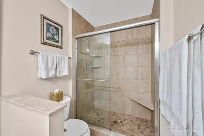 471 E Railroad Avenue, Bartlett, IL 60103 - Photo 17