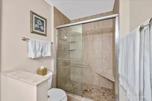 471 E Railroad Ave, Bartlett, IL 60103 - Photo 17