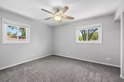 1680 Highland Boulevard, Hoffman Estates, IL 60169 - Photo 13