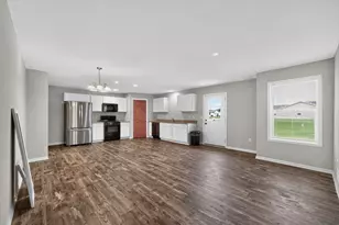 927 Foley Rd, Belvidere, IL 61008 - Photo 7