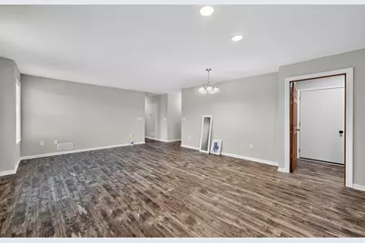 927 Foley Road, Belvidere, IL 61008 - Photo 5