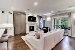 1955 N Halsted St, Chicago, IL 60614 - Photo 5