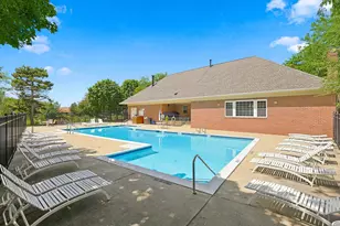 2326 Knollwood Ct, Schaumburg, IL 60194 - Photo 29