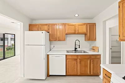 2326 Knollwood Court #W2, Schaumburg, IL 60194 - Photo 11