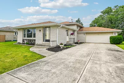 10120 S 78th Avenue, Palos Hills, IL 60465 - Photo 1