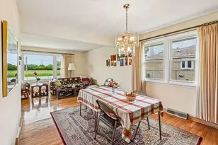 10120 S 78th Ave, Palos Hills, IL 60465 - Photo 7