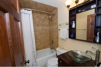 211 E Ohio Street #701, Chicago, IL 60611 - Photo 7