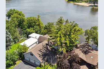 113 Hilltop Drive, Lake in the Hills, IL 60156 - Photo 37
