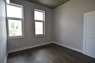 3833 N Broadway St, Chicago, IL 60613 - Photo 3