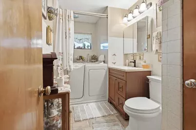 1556 Heidorn Avenue, Westchester, IL 60154 - Photo 15