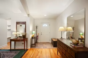 6164 N Winthrop Ave, Chicago, IL 60660 - Photo 3
