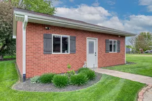 704 N First St, Elburn, IL 60119 - Photo 3