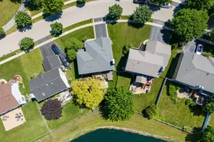 370 Ashford Ln, Grayslake, IL 60030 - Photo 43