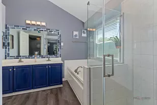 370 Ashford Ln, Grayslake, IL 60030 - Photo 25
