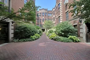 410 Ridge Ave, Evanston, IL 60202 - Photo 3