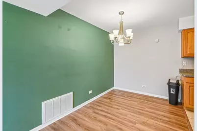 4833 W 109th Street #201, Oak Lawn, IL 60453 - Photo 9
