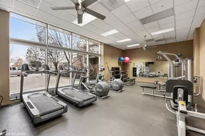 645 N Kingsbury Street #2205, Chicago, IL 60610 - Photo 11