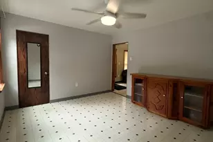 2628 S Throop St, Chicago, IL 60608 - Photo 3
