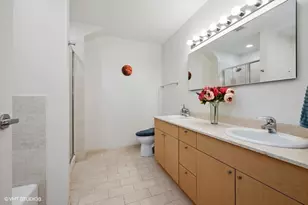 653 N Kingsbury St, Chicago, IL 60654 - Photo 13
