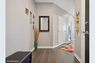 653 N Kingsbury Street #1401, Chicago, IL 60654 - Photo 3