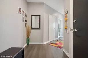 653 N Kingsbury St, Chicago, IL 60654 - Photo 3