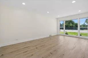 2934 W 103rd St, Chicago, IL 60655 - Photo 5