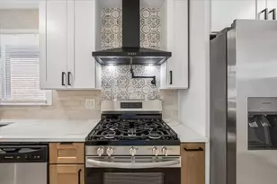 2934 W 103rd St, Chicago, IL 60655 - Photo 11