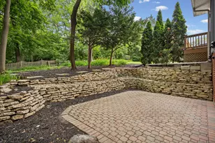 101 Carrol Gate Rd, Wheaton, IL 60189 - Photo 25