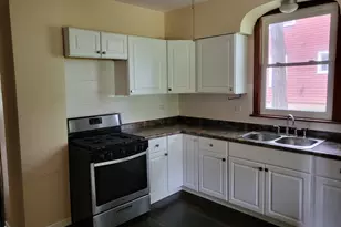 103 Center St, Fox River Grove, IL 60021 - Photo 5