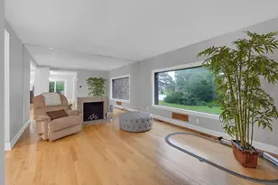 2330 Coach Rd, Long Grove, IL 60047 - Photo 3