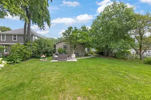 1020 S Gables Blvd, Wheaton, IL 60189 - Photo 23
