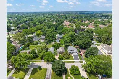 1020 S Gables Boulevard, Wheaton, IL 60189 - Photo 27
