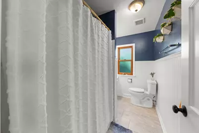 1020 S Gables Boulevard, Wheaton, IL 60189 - Photo 11