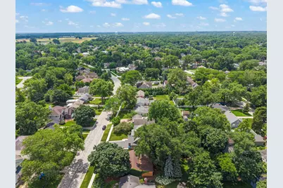 1020 S Gables Boulevard, Wheaton, IL 60189 - Photo 29