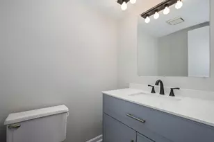 16212 Apple Ln, Tinley Park, IL 60487 - Photo 9