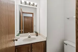 1315 Cheswick Ct, Wheeling, IL 60090 - Photo 9
