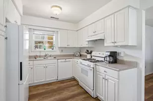 2267 Whispering Oaks Ct, Highland, IN 46322 - Photo 9