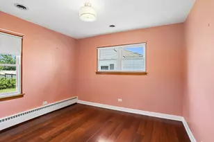 421 E South St, Peotone, IL 60468 - Photo 9