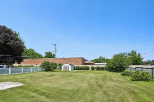 421 E South St, Peotone, IL 60468 - Photo 15