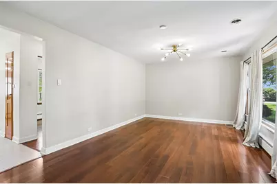 421 E South Street, Peotone, IL 60468 - Photo 3